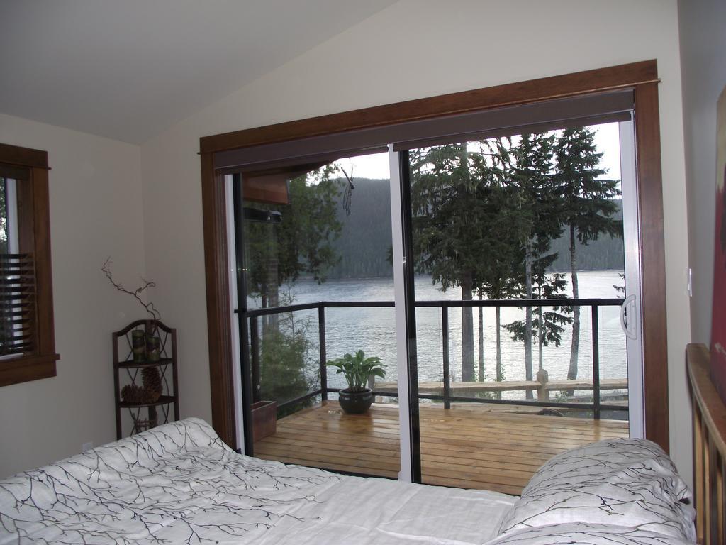 Wild Coast Chalets Port Renfrew Eksteriør bilde