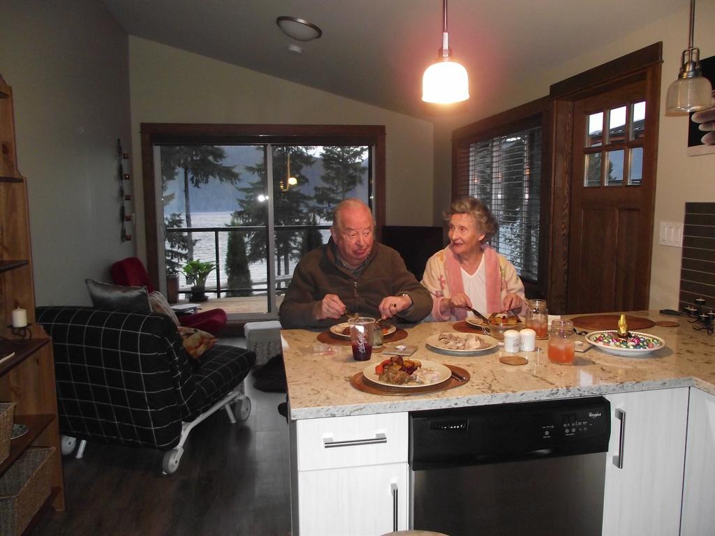 Wild Coast Chalets Port Renfrew Rom bilde