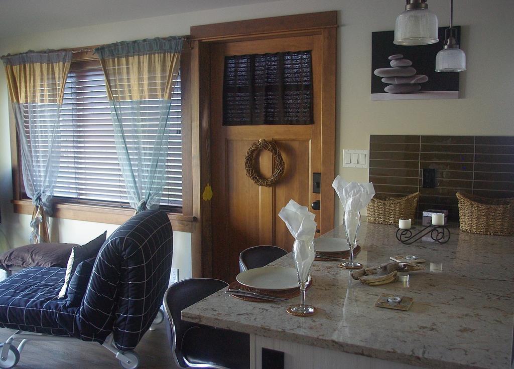 Wild Coast Chalets Port Renfrew Rom bilde