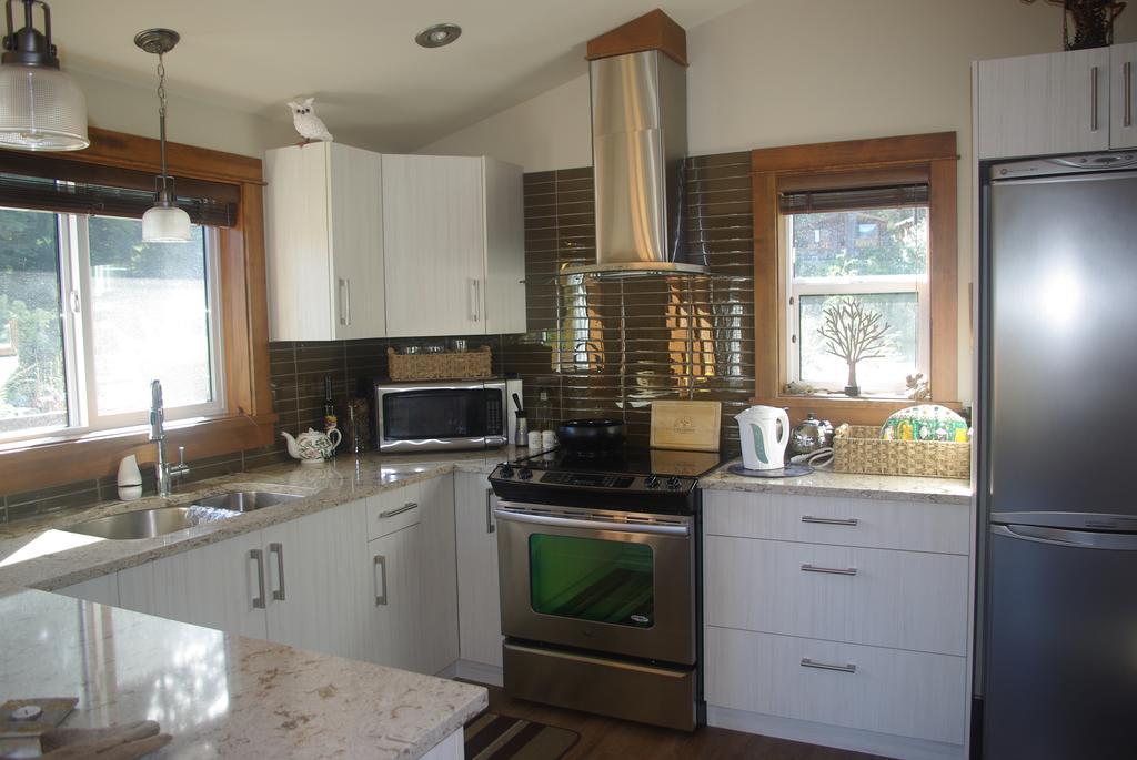 Wild Coast Chalets Port Renfrew Rom bilde