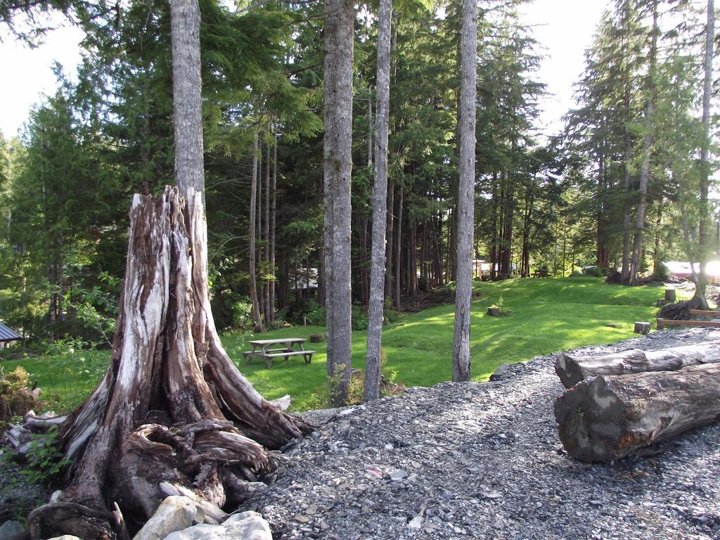 Wild Coast Chalets Port Renfrew Eksteriør bilde